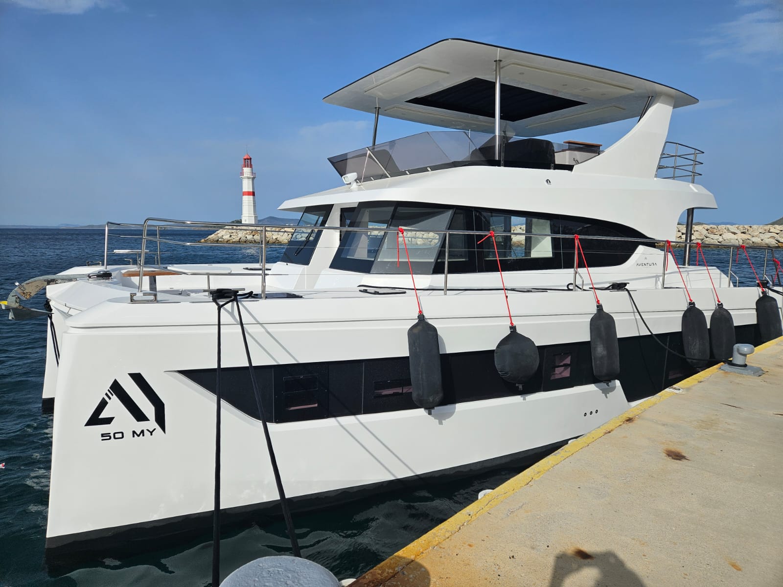 Aventura 50 MY, Aventura Catamarans